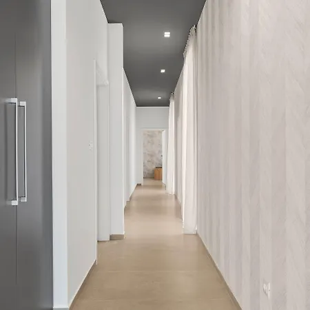 بيت للعطل Exquisite Mit Panoramablick Aufs Meer, Salzwasserpool Mit Gegenstromanlage, Bbq بوريتش