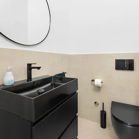 Exquisite Mit Panoramablick Aufs Meer, Salzwasserpool Mit Gegenstromanlage, Bbq بيت للعطل *