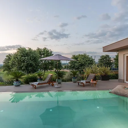 別荘 Exquisite Mit Panoramablick Aufs Meer, Salzwasserpool Mit Gegenstromanlage, Bbq ポレッチ